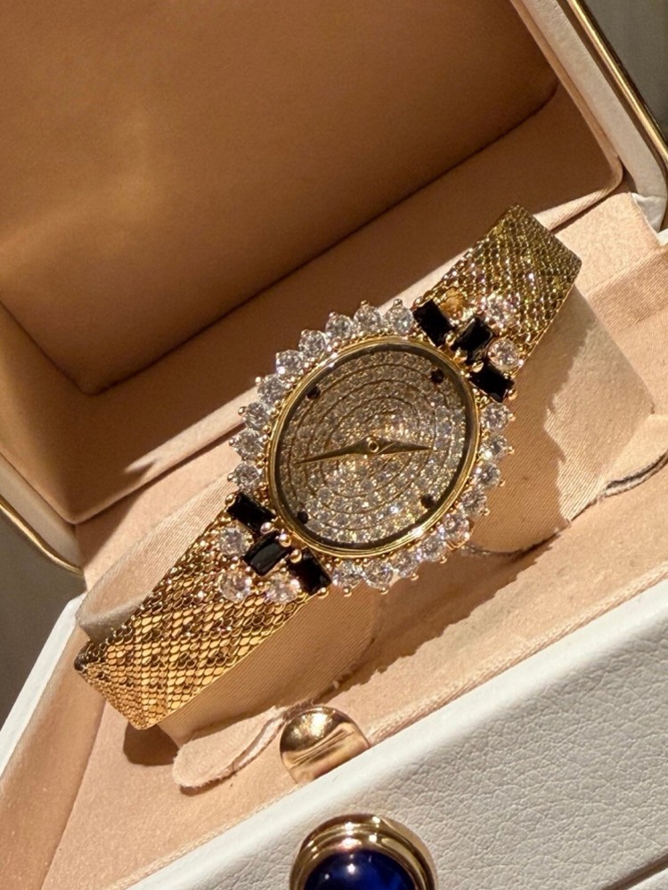 Vintage Ladies Oval Shape Quar - Vintage Fashion Ideas review and price